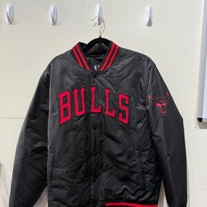 Large Original Chicago Bulls Black and Red Jacket - New, Never Worn